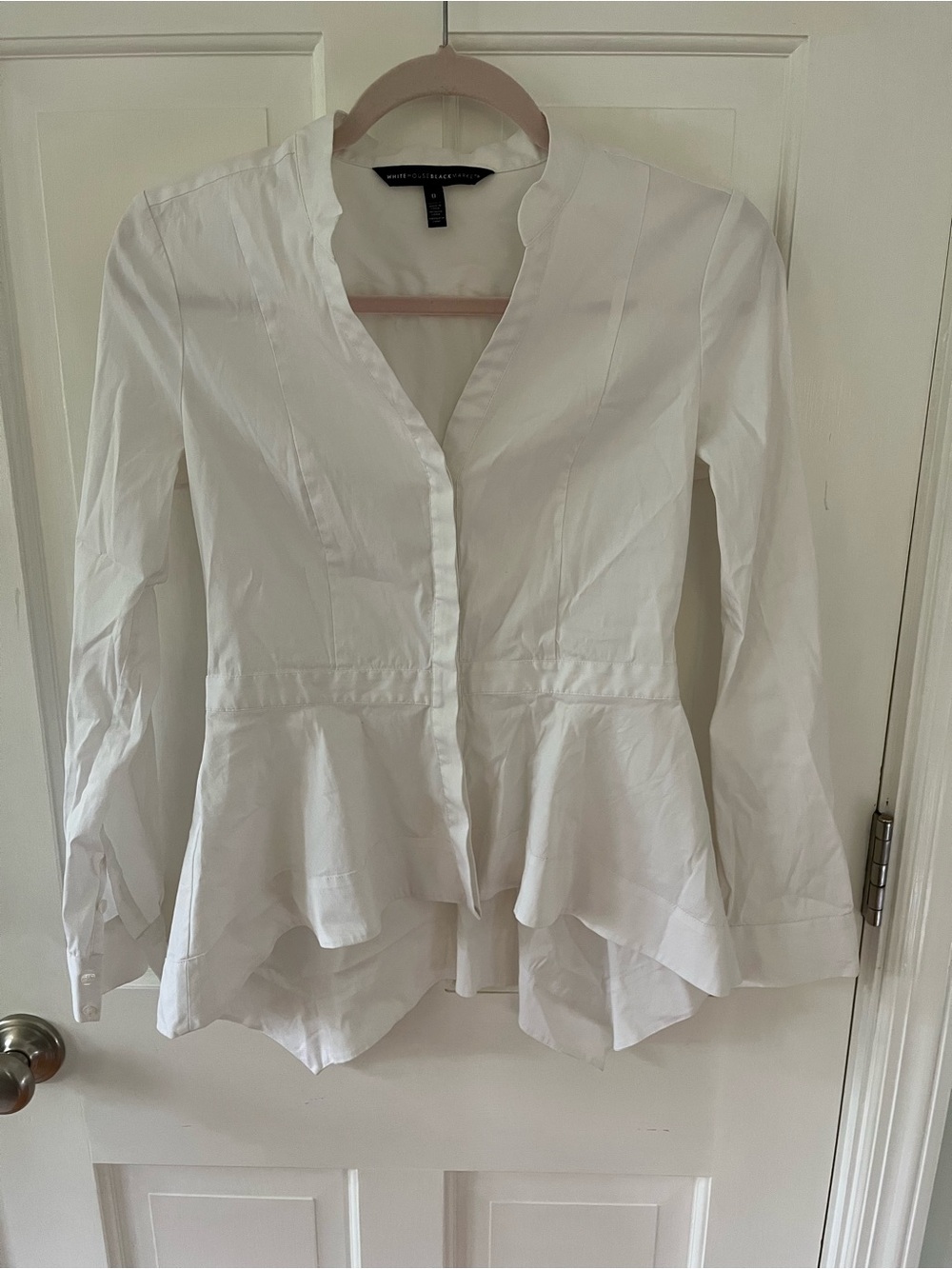 🌟White House Black Market White Peplum Button Down Shirt Size 0